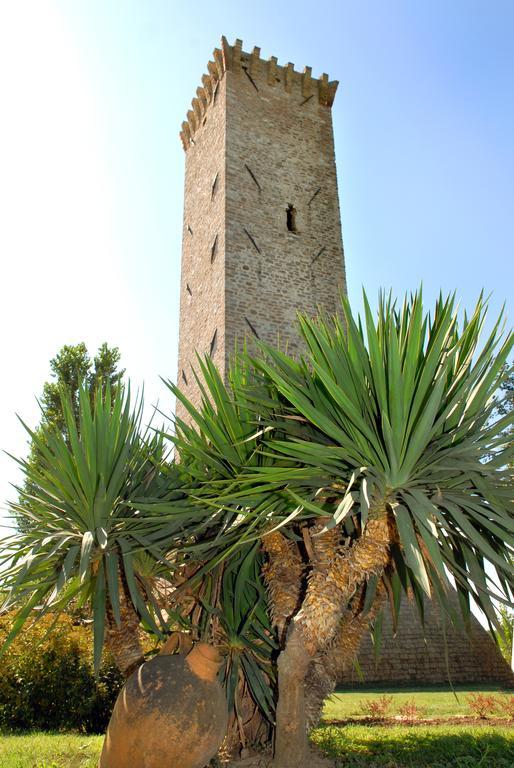 Agriturismo Le Due Torri - Torre Quandrano Cannara מראה חיצוני תמונה